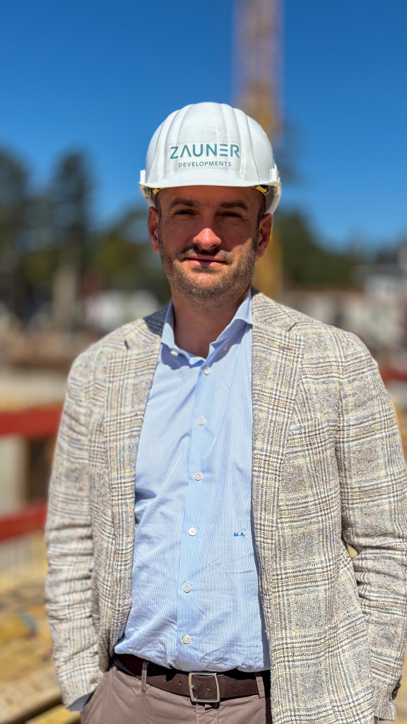Zauner Developments, Maciej Auda