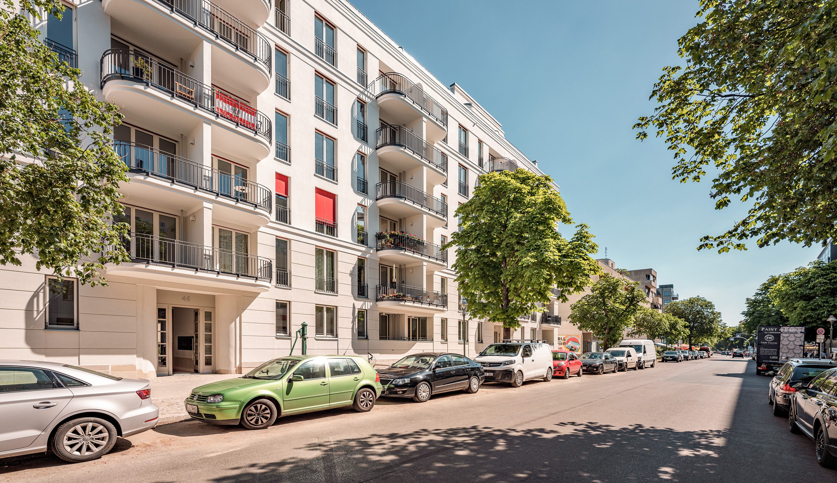 Klassisch moderne Fassade Straßenansicht Berlin