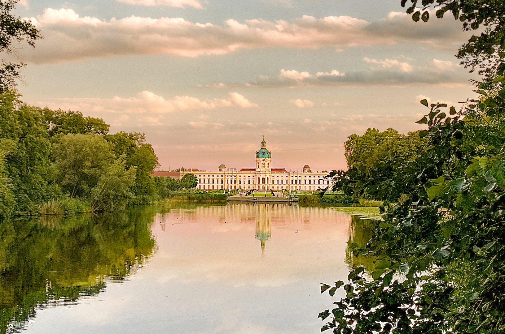 Schloss Charlottenburg Park See Abendstimmung